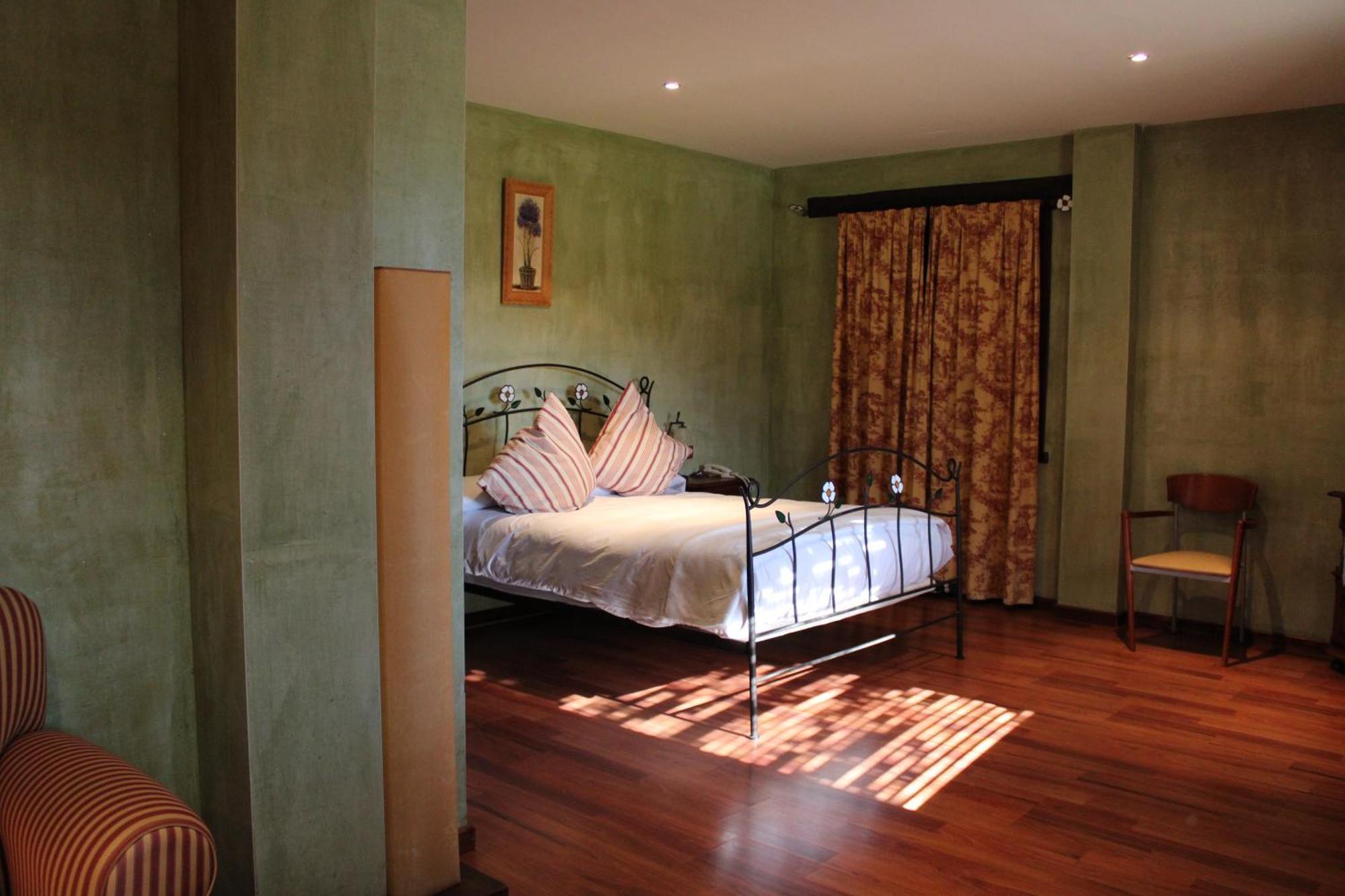 Hotel Rural Carlos I Garganta la Olla Extérieur photo