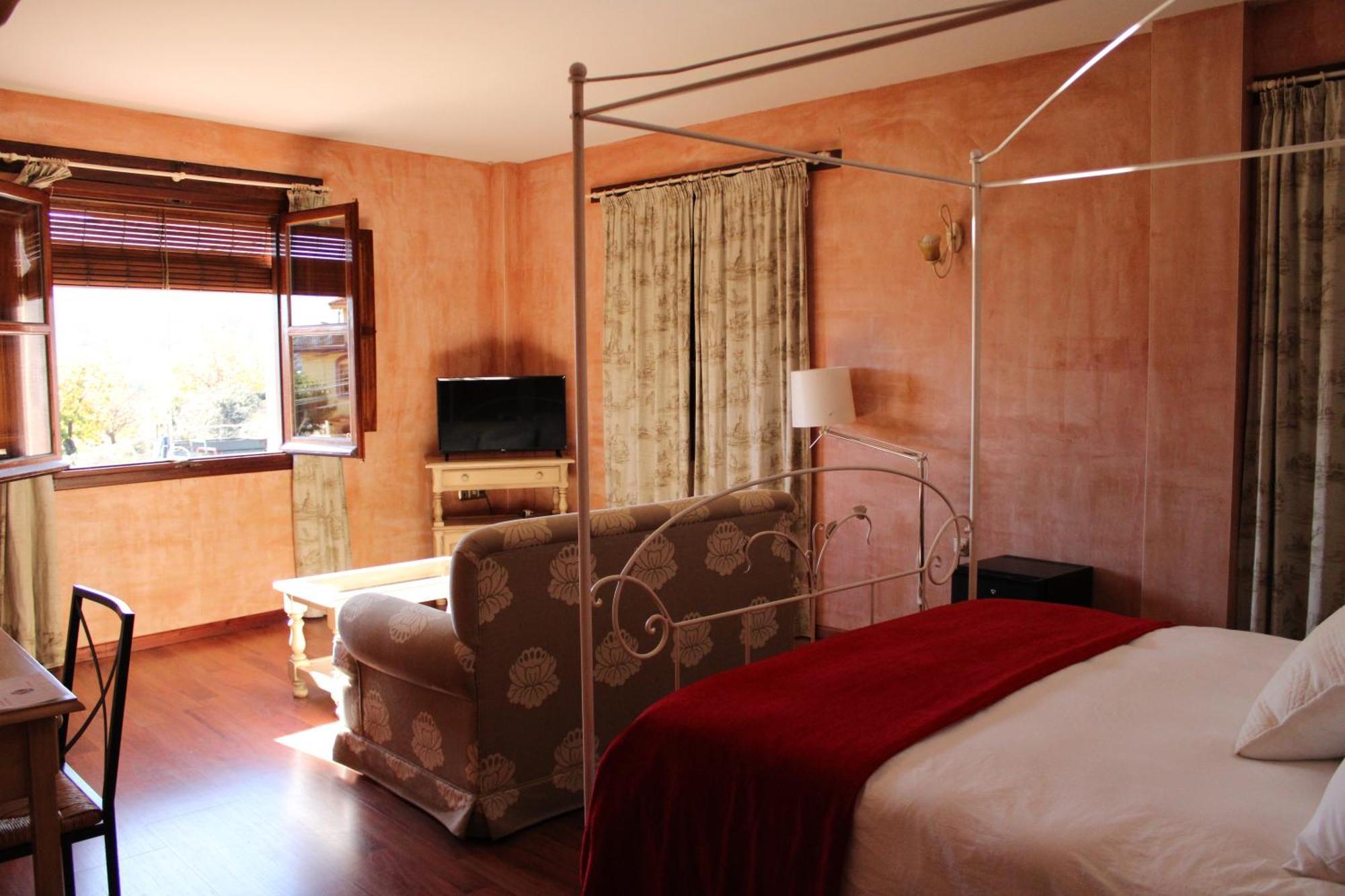 Hotel Rural Carlos I Garganta la Olla Extérieur photo
