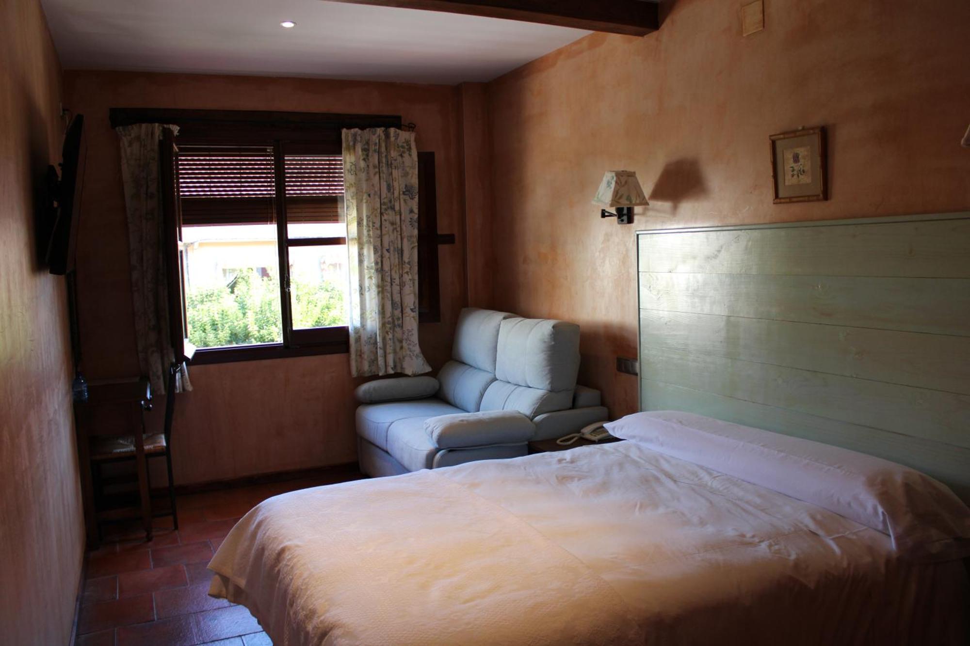 Hotel Rural Carlos I Garganta la Olla Extérieur photo
