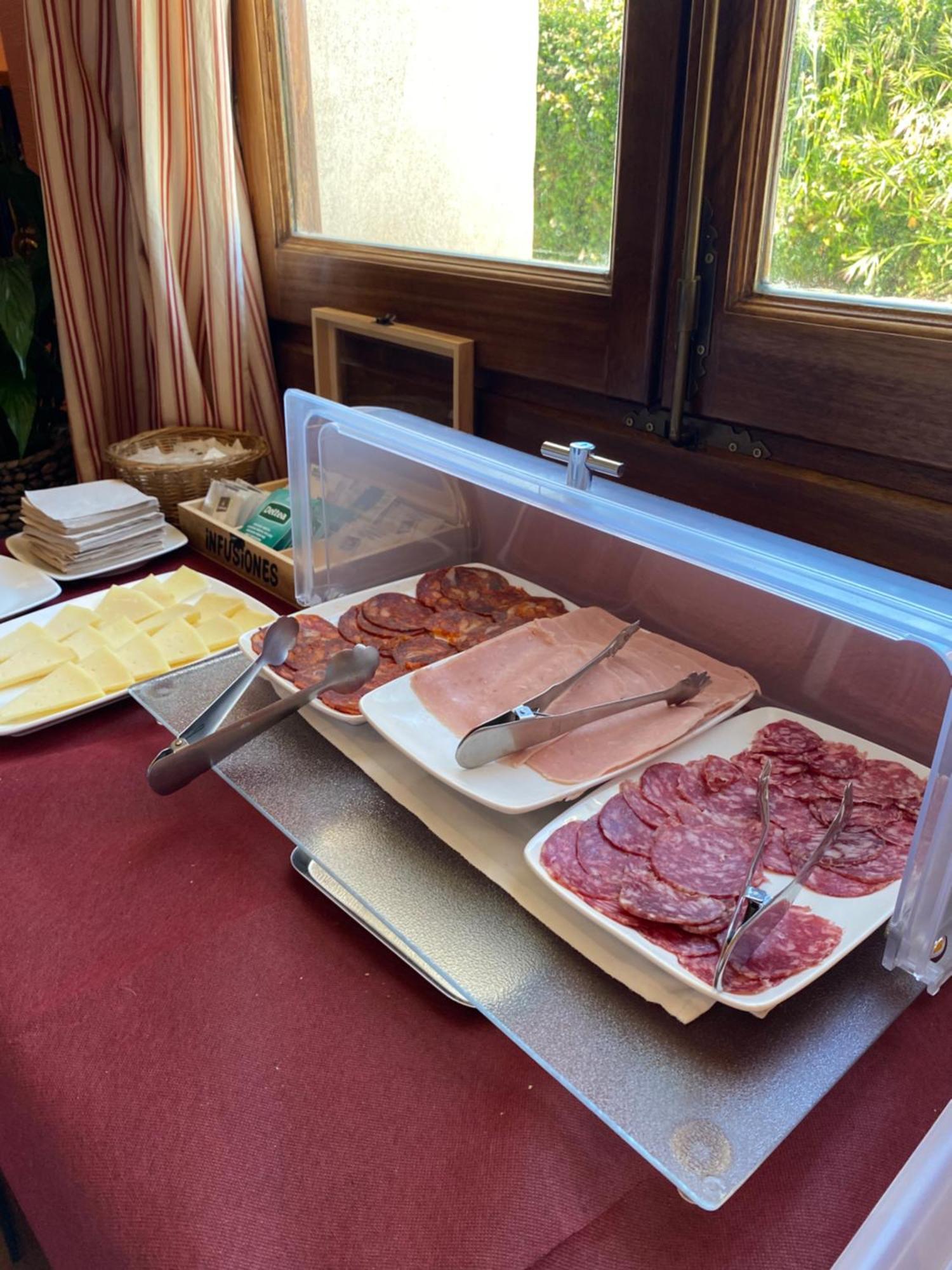 Hotel Rural Carlos I Garganta la Olla Extérieur photo
