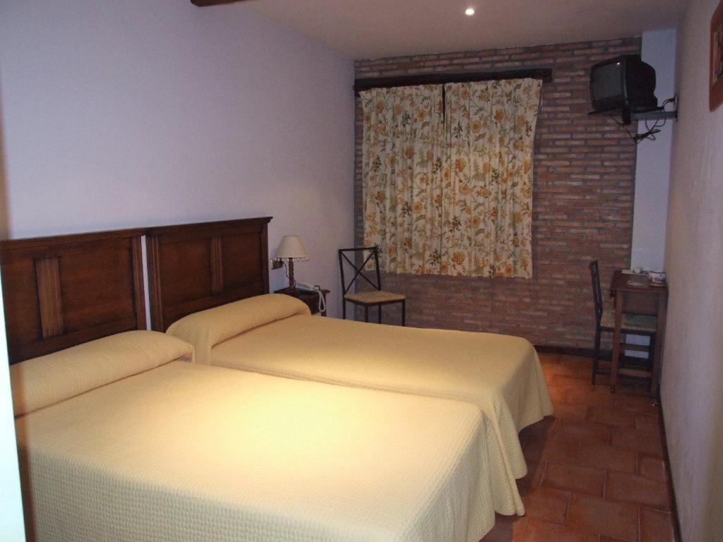 Hotel Rural Carlos I Garganta la Olla Chambre photo
